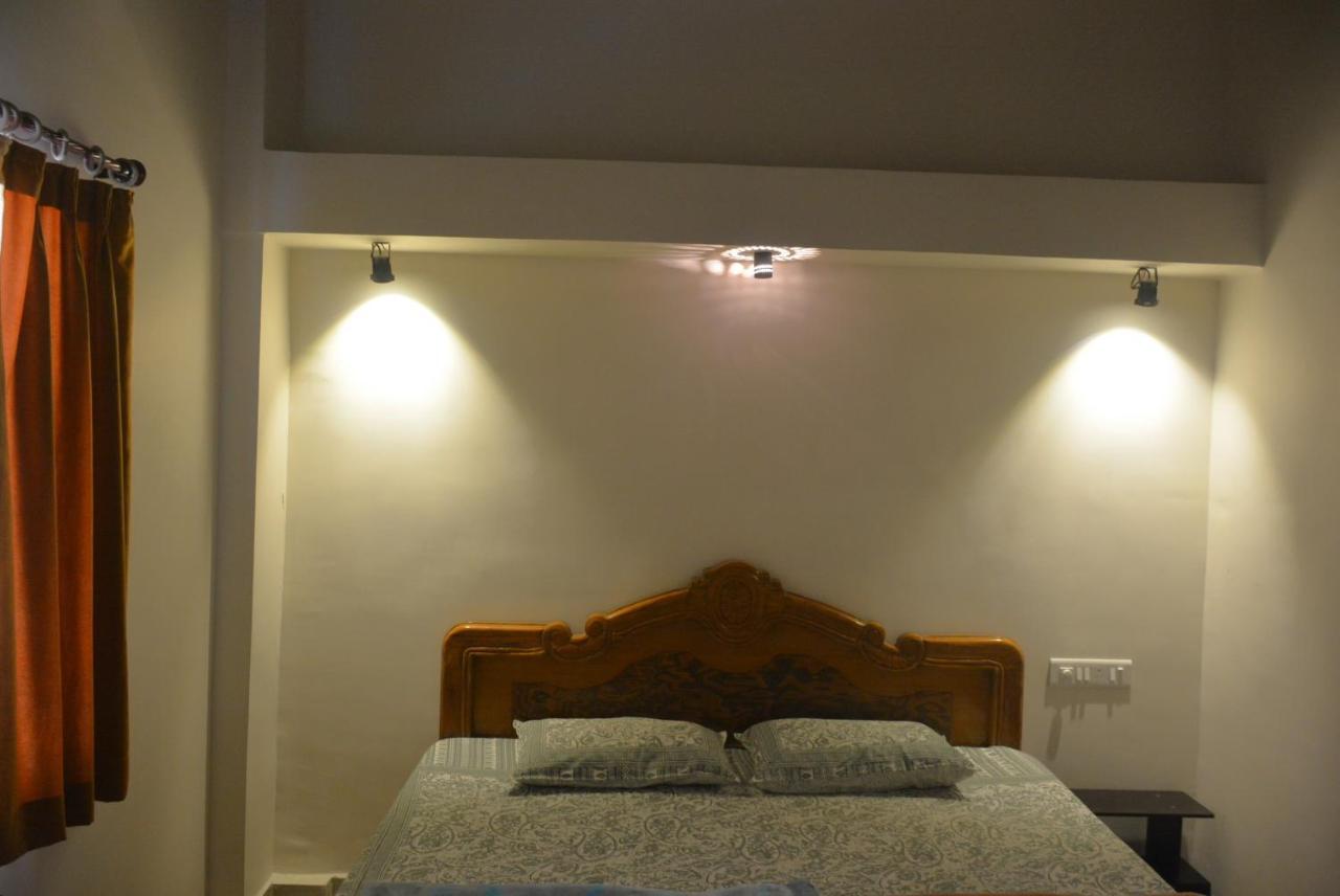 Malaiya Homestay - Grandeur Living Experience جبلبور المظهر الخارجي الصورة