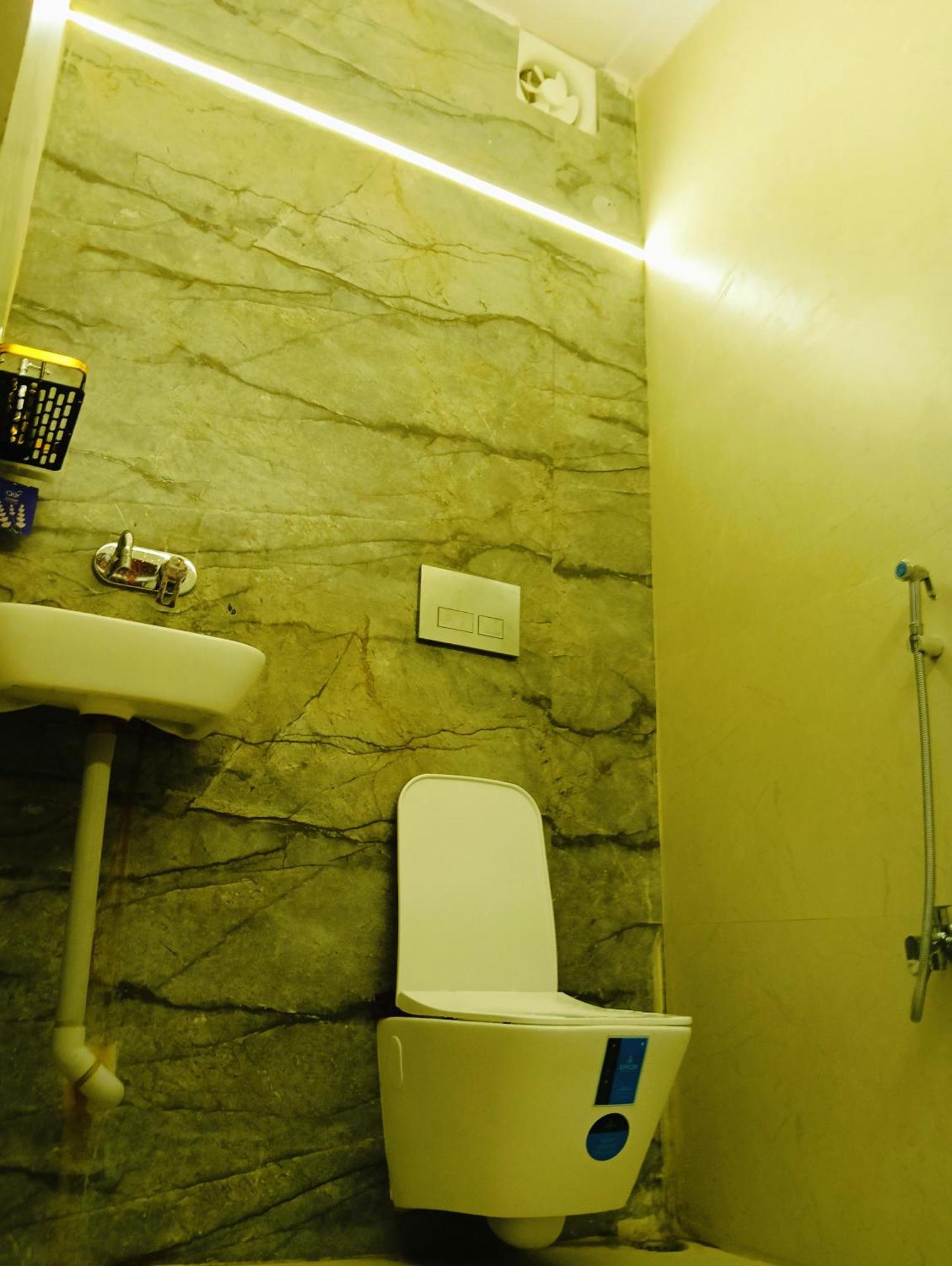 Malaiya Homestay - Grandeur Living Experience جبلبور المظهر الخارجي الصورة